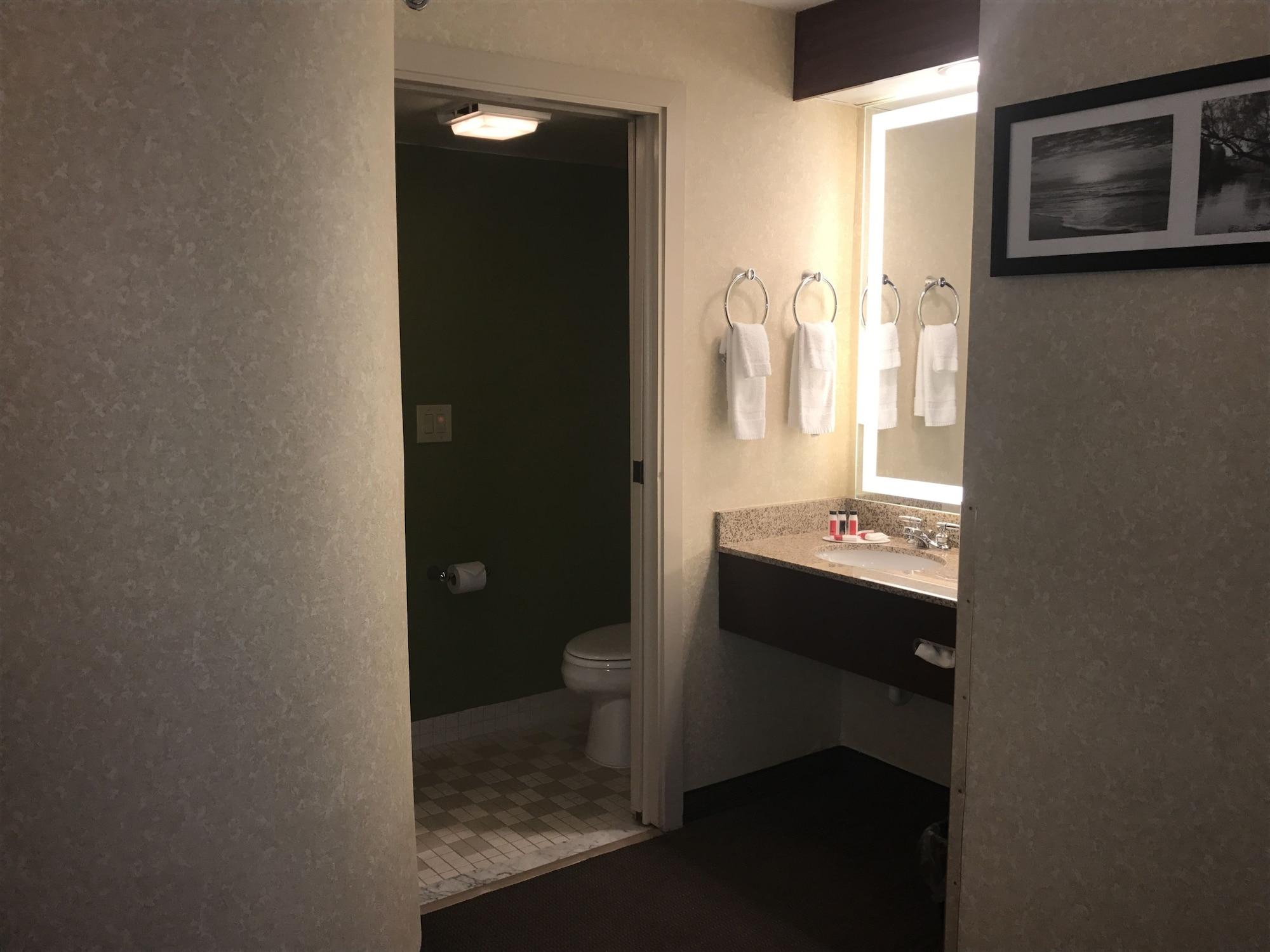 Hotel Baymont By Wyndham Flat Rock Extérieur photo