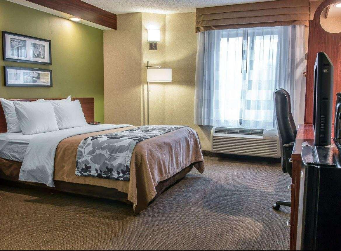 Hotel Baymont By Wyndham Flat Rock Extérieur photo