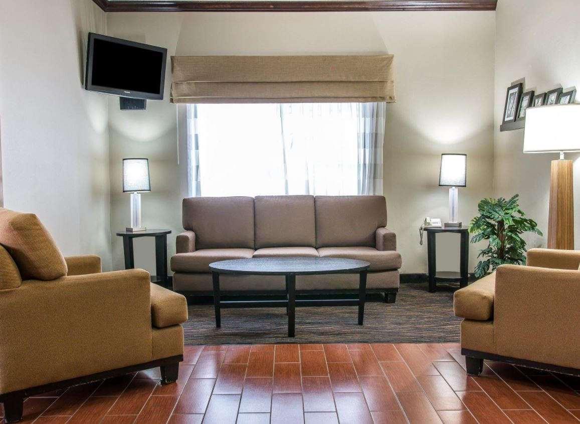 Hotel Baymont By Wyndham Flat Rock Extérieur photo