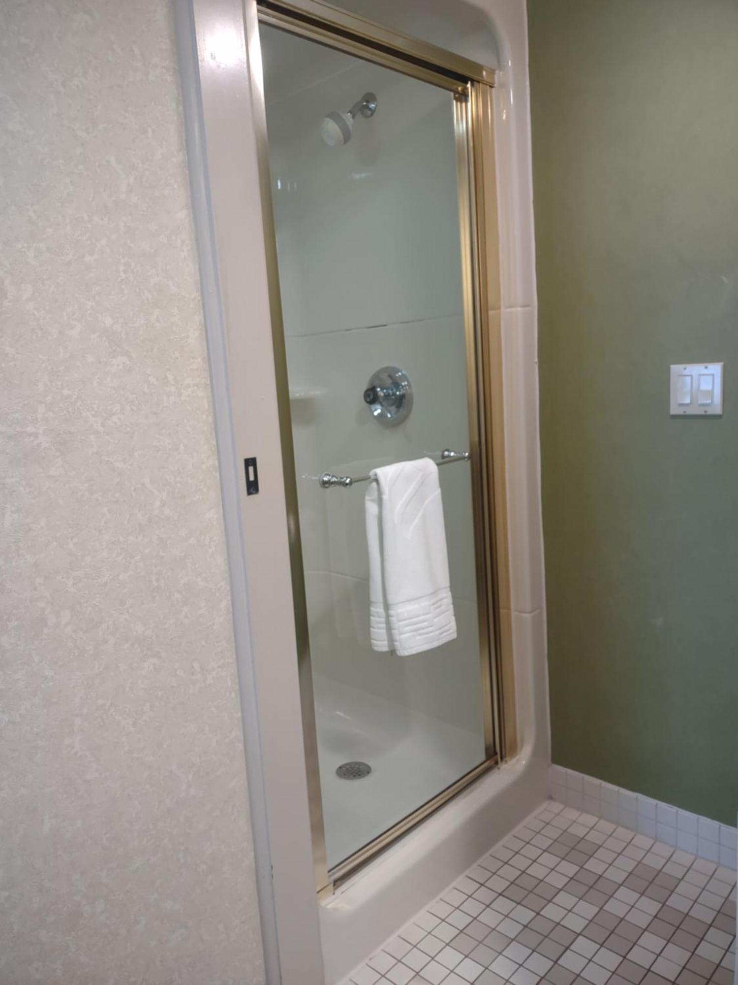 Hotel Baymont By Wyndham Flat Rock Extérieur photo