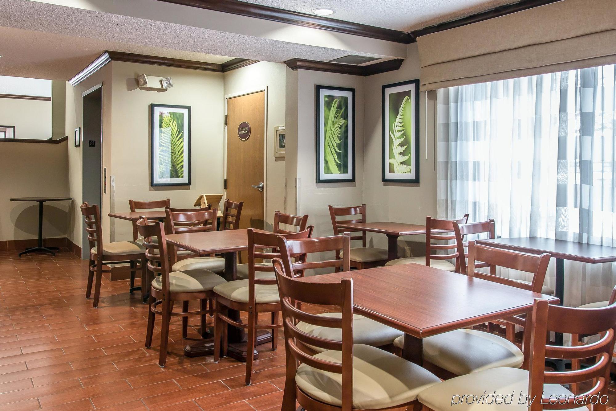 Hotel Baymont By Wyndham Flat Rock Extérieur photo