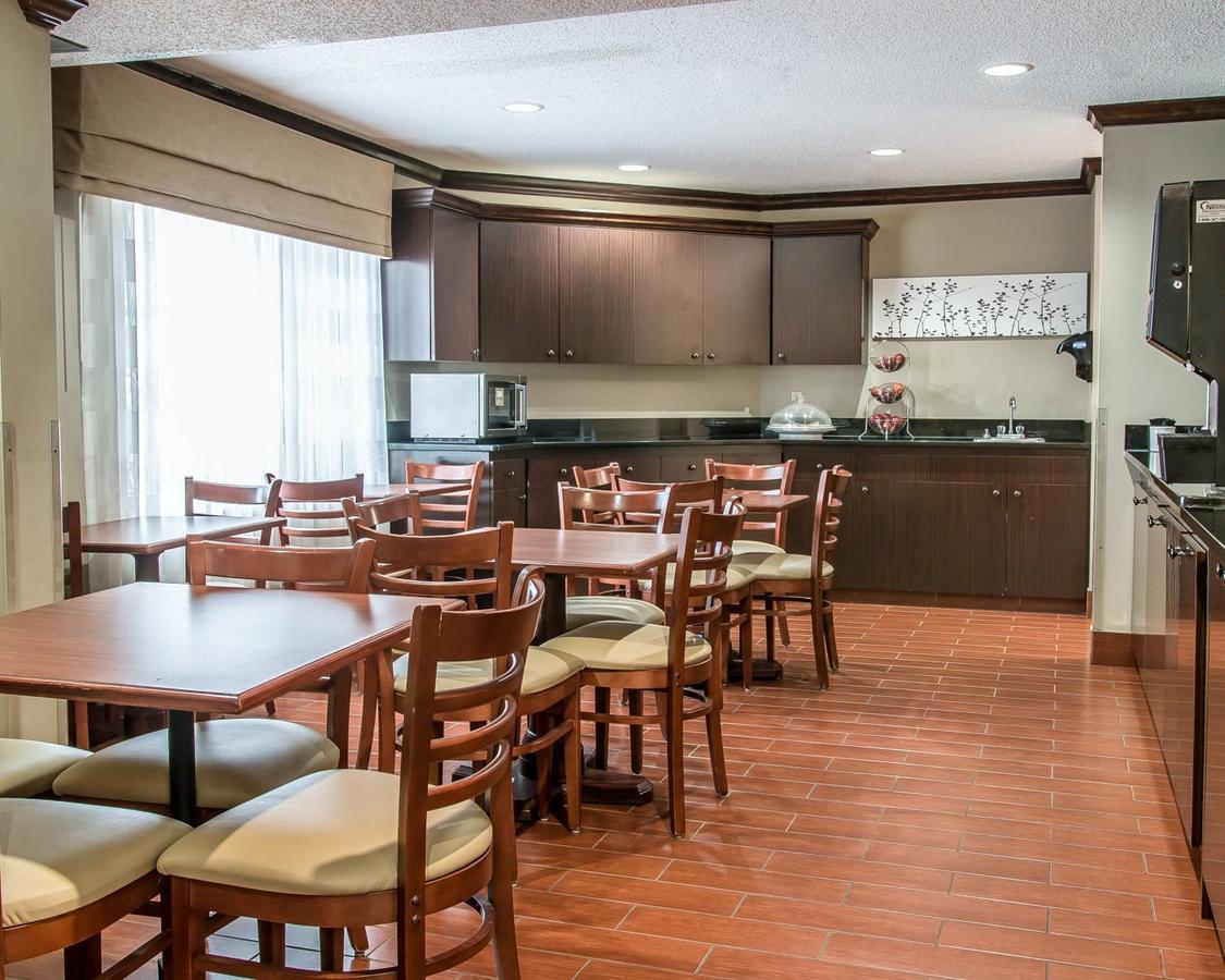 Hotel Baymont By Wyndham Flat Rock Extérieur photo