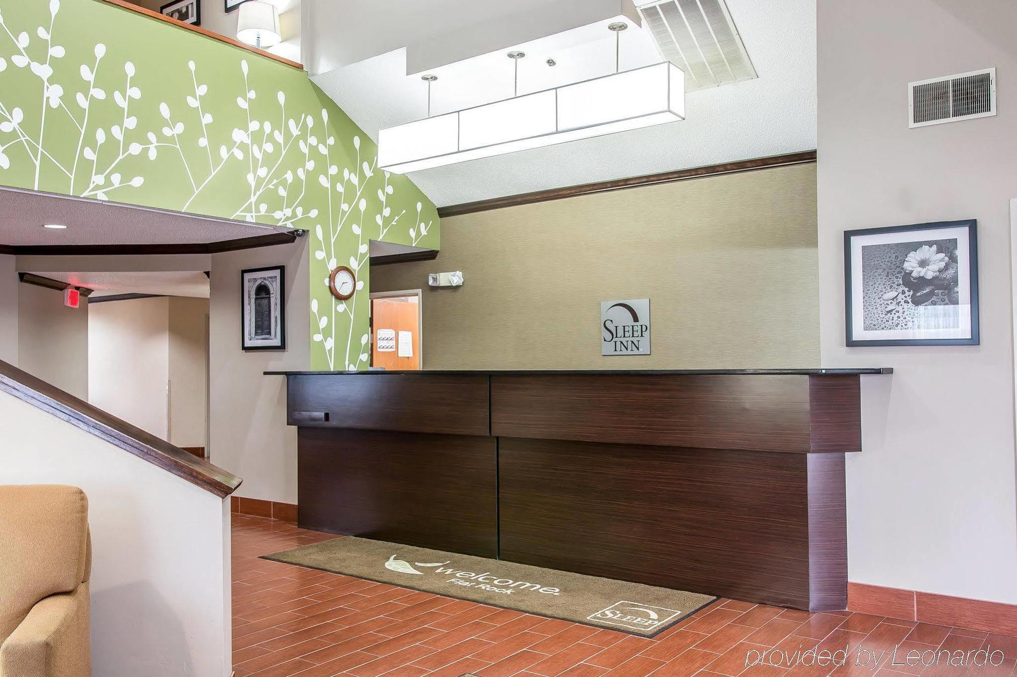 Hotel Baymont By Wyndham Flat Rock Extérieur photo